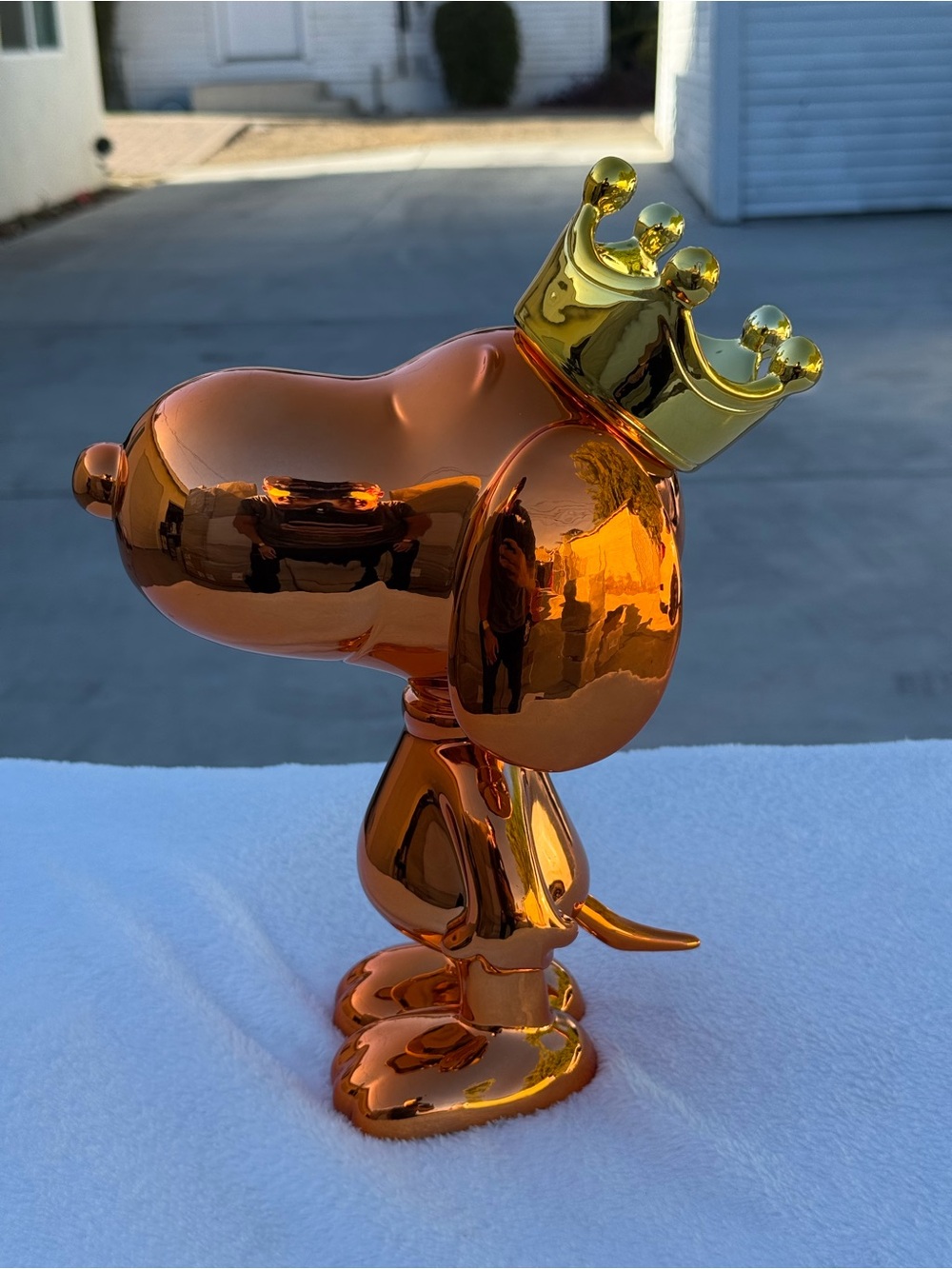 Snoopy chrome figure - 32cm 12.6” dark golden